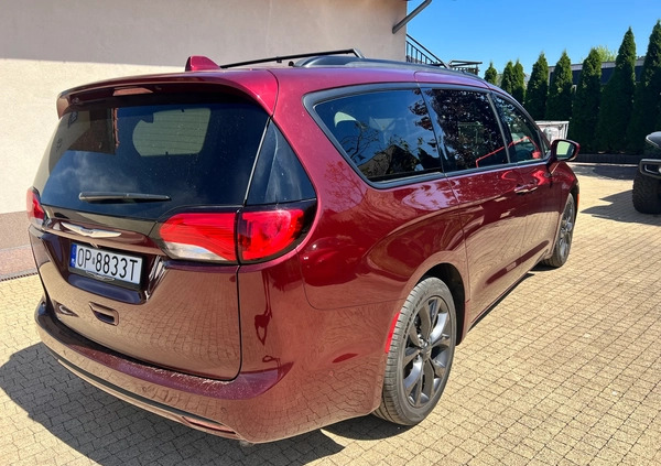 Chrysler Pacifica cena 129700 przebieg: 35800, rok produkcji 2019 z Kuźnia Raciborska małe 497